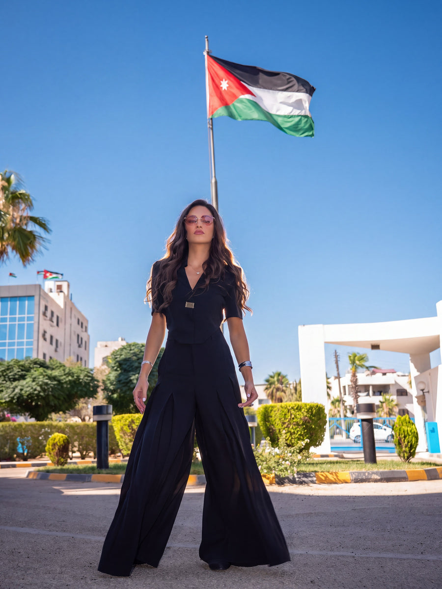Leen El Hayek wearing Créa, featured in Hia Magazine